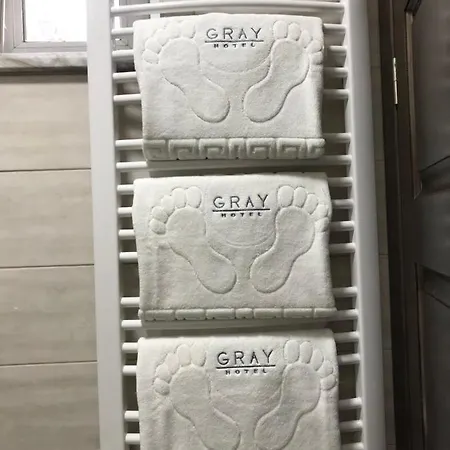 Hotel Gray *
